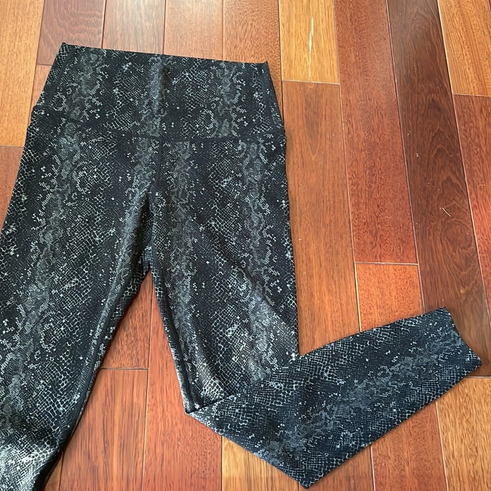 Varley leggings